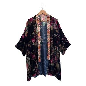 Johnny Was Kehlani Velvet & Silk Floral Embroidered Reversible Kimono Duster S